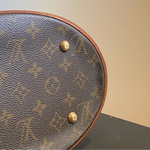 Authentic Vintage Louis Vuitton Bucket Bag - Picture 14 of 15